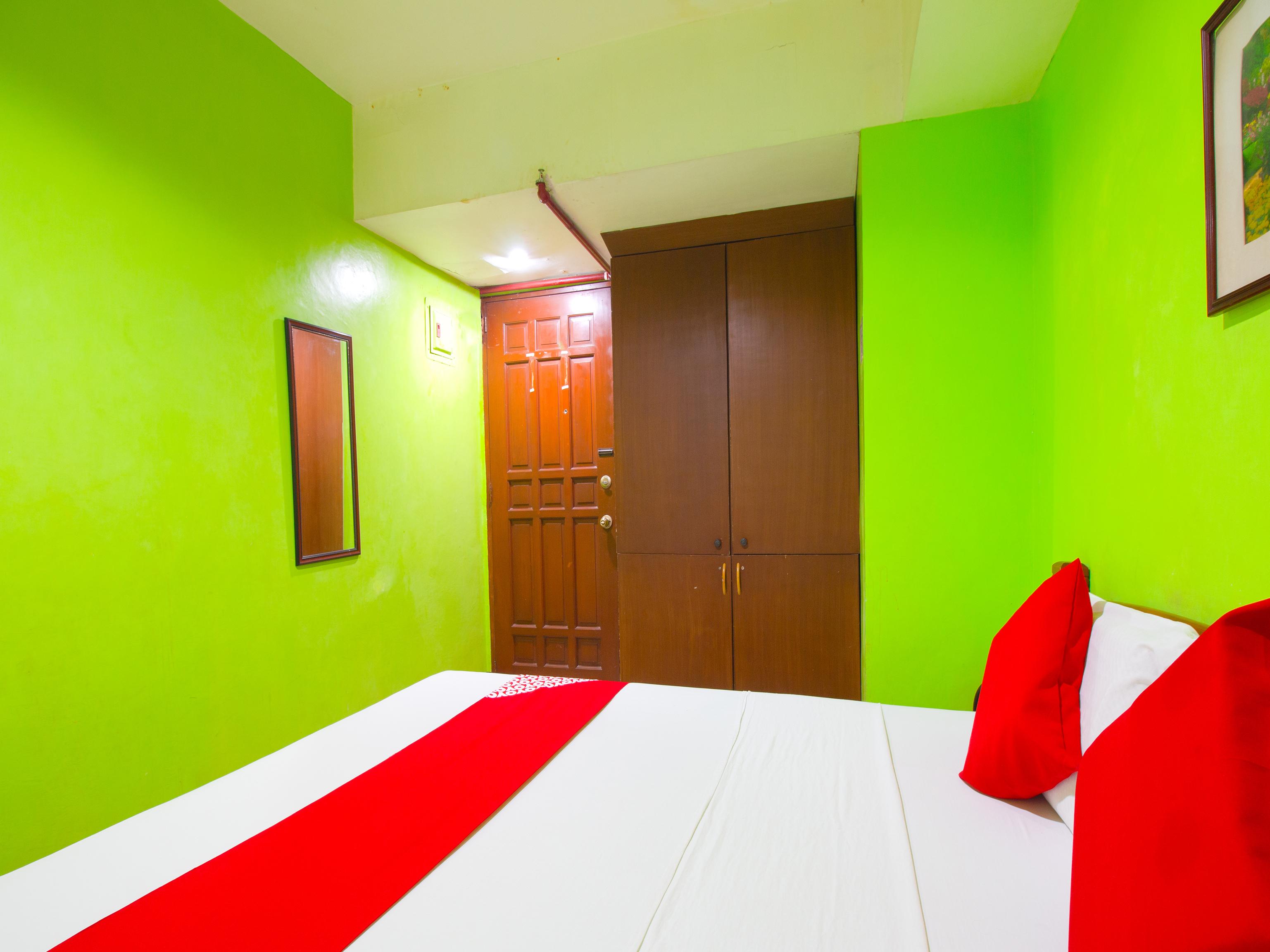 Oyo 677 Roseate Pensione Cebu Exterior photo