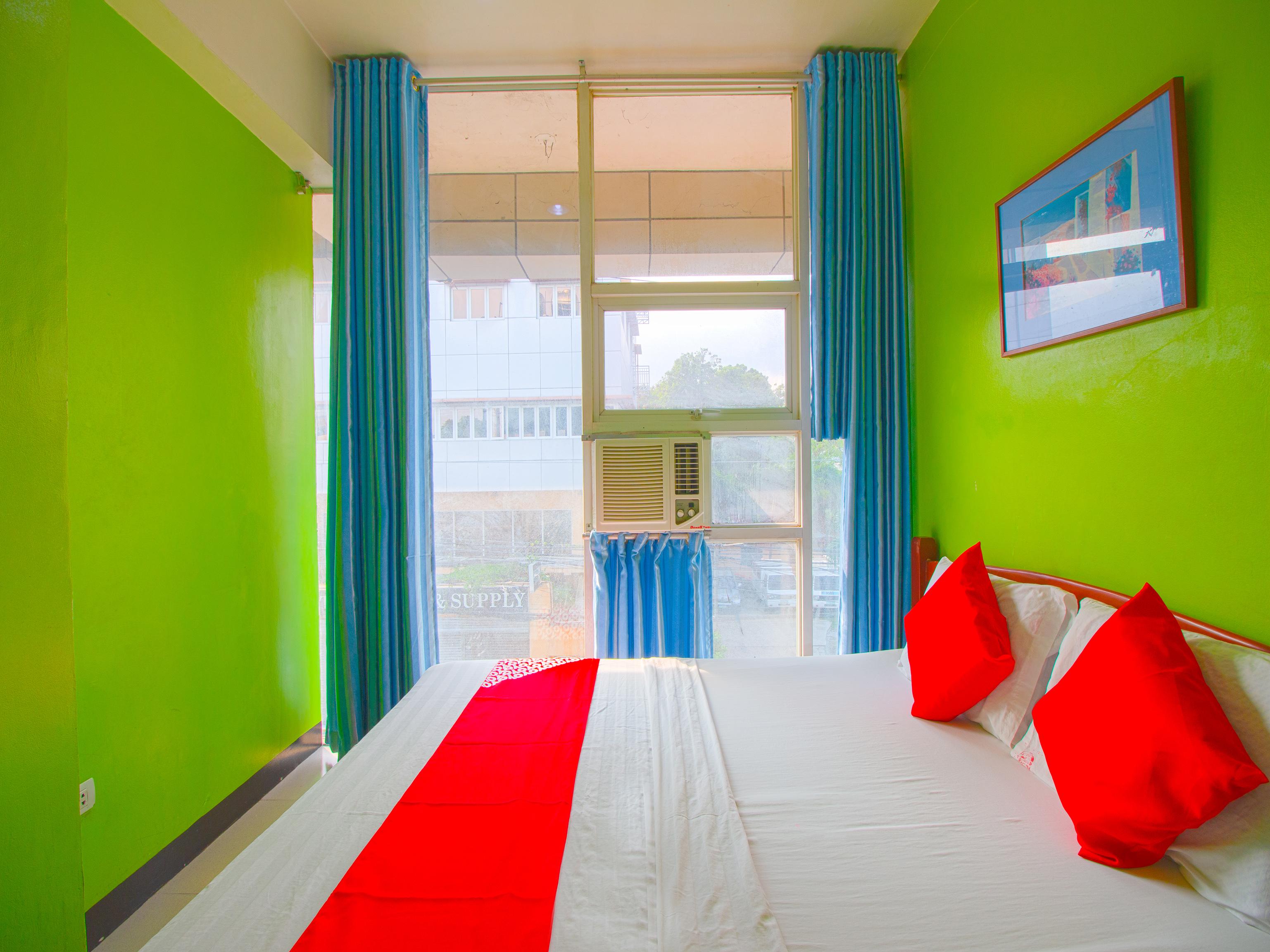 Oyo 677 Roseate Pensione Cebu Exterior photo