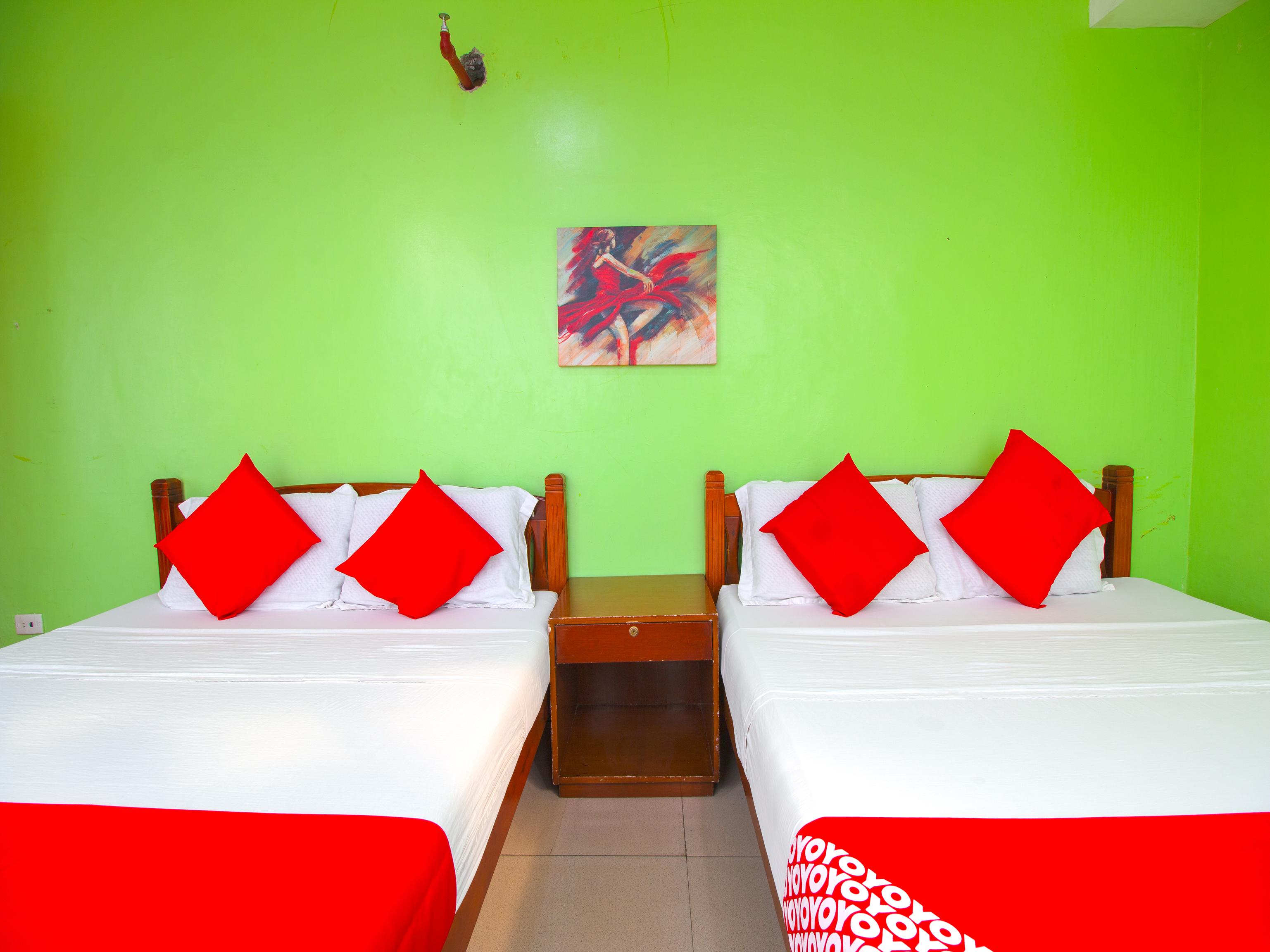 Oyo 677 Roseate Pensione Cebu Exterior photo