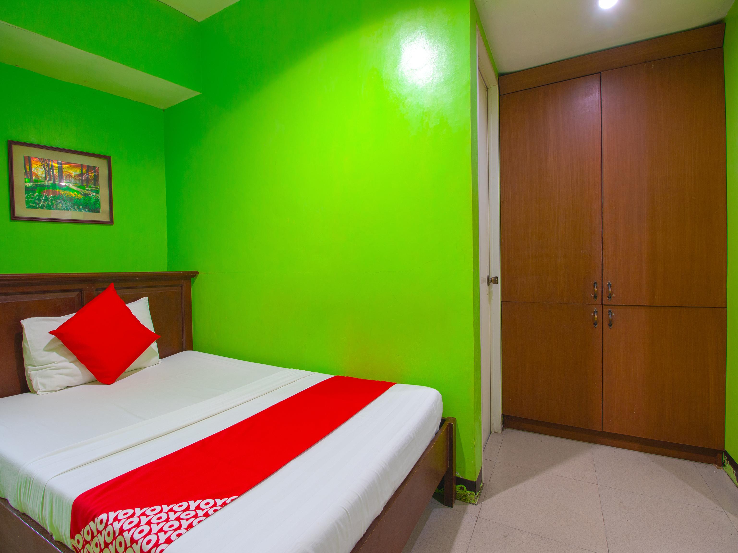 Oyo 677 Roseate Pensione Cebu Exterior photo